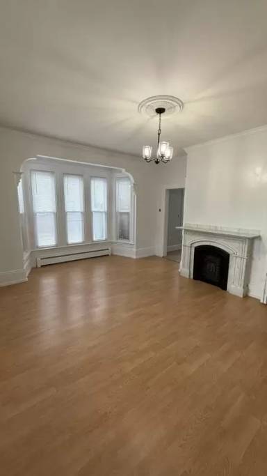 Main picture of 63 Cary St