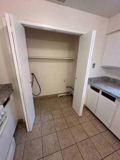 Main picture of 371 E Florinda St