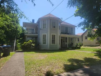 Main picture of 1330 Wingfield St