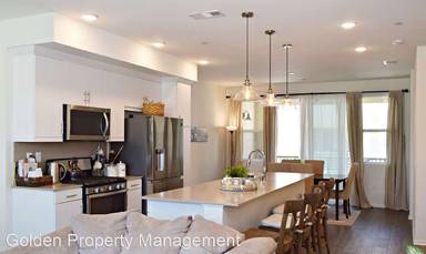 Main picture of 5230 Calle Rockfish