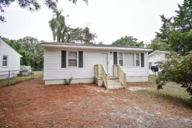 Main picture of 707 Veda St
