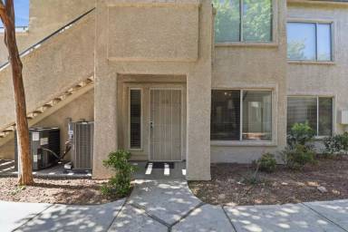 Main picture of 3074 Tarpon Dr