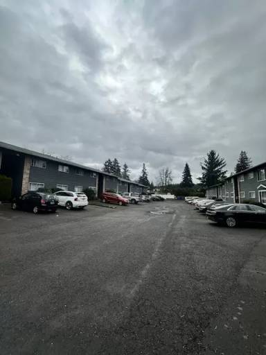 Main picture of 15758 - 15820 SE Division St
