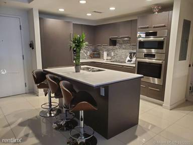 Main picture of Midtown Doral