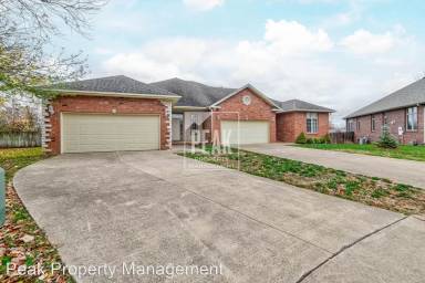 Main picture of 3253 Kickapoo Ave