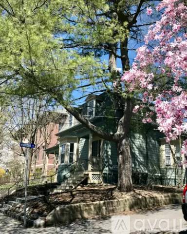 Main picture of 177 Morrison Ave