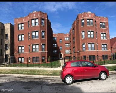 Main picture of 10736-40 S Calumet Ave
