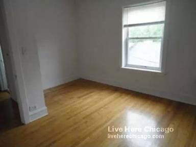 Main picture of 1902 W Winnemac Ave & 5032 N Wolcott Ave Apartments