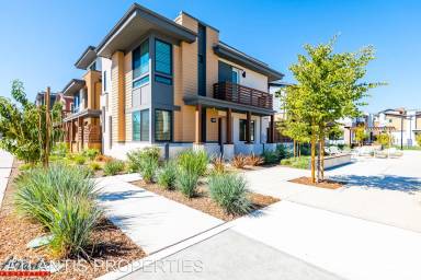 Main picture of 15123 Shore Dr