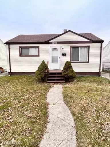 Main picture of 11265 Essex Ave