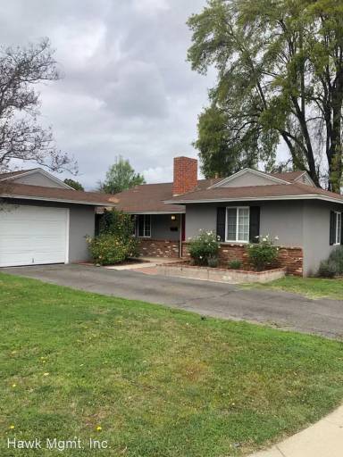 Main picture of 17401 Hemmingway St