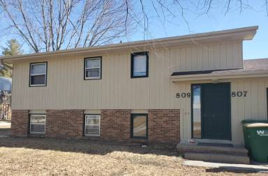 Main picture of 807-809 Adair St