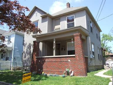 Main picture of 733 Olympia St SW