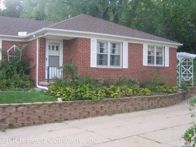 Main picture of 5838 Western Ave