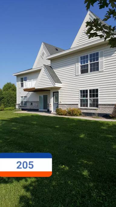 Main picture of 205 Linden Ct