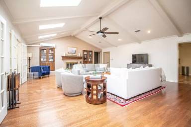 Main picture of 4501 8th St