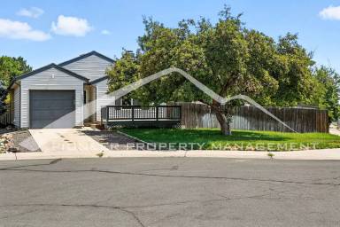 Main picture of 5621 W 76th Ave