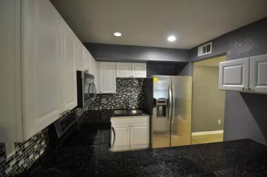 Main picture of 7652 Forest City Rd