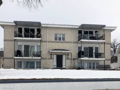 Main picture of 214 N Lakeview Dr