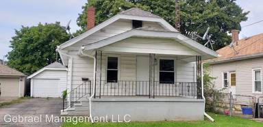 Main picture of 1202 Clancy Ave