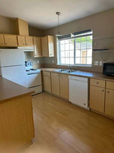Main picture of Pebble Creek Village