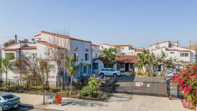Main picture of 9261 Wakefield Ave