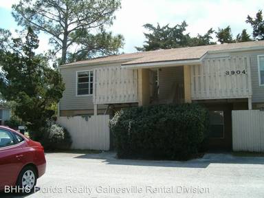 Main picture of 3904 SW 26th Dr