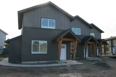 Main picture of 729 Waverly Pl