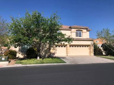 Main picture of 653 Orbiter Ln