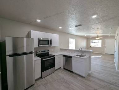 Main picture of 2032 Janeway St