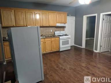 Main picture of 318 N 10th St