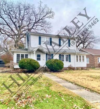 Main picture of 20 Jackson Blvd
