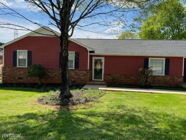 Main picture of 500 Berea Forest Cir