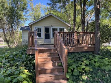 Main picture of 253 Peninsula Rd