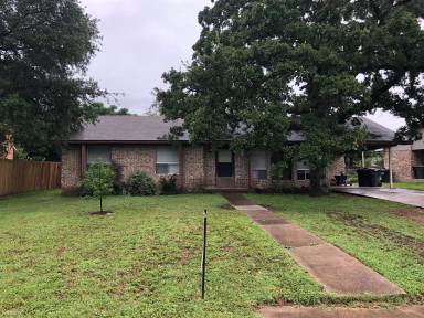 Main picture of 3017 Normand Dr