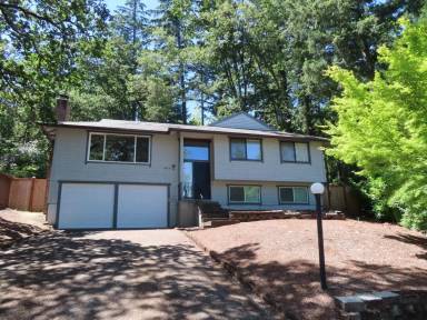 Main picture of 2824 Miramonti Dr