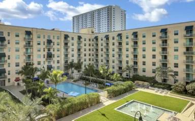 Main picture of 610 Clematis St Apartments
