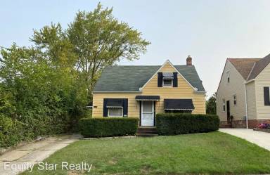 Main picture of 18211 Knoll Dr