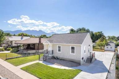 Main picture of 758 E Loveland Ave
