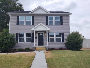 Main picture of 8015 Galveston Blvd