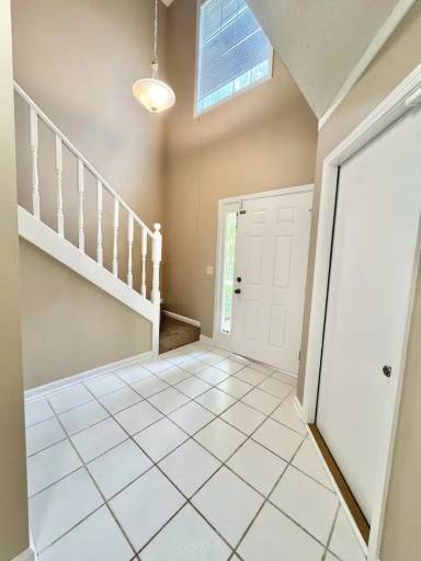 Main picture of 211 Woodrun Dr