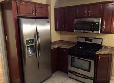 Main picture of 168 170 Oneida St