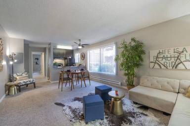 Main picture of Woodchase Apartments