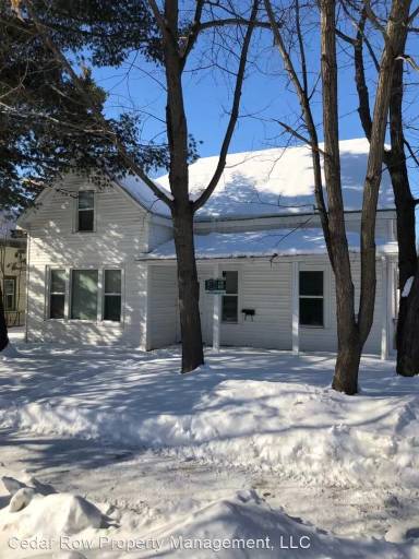 Main picture of 717 8th Ave S