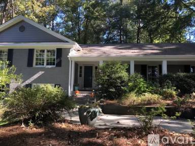 Main picture of 108 Perth Ct