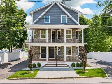 Main picture of 8 Water St