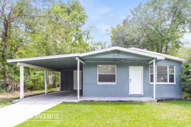 Main picture of 4662 Roanoke Blvd