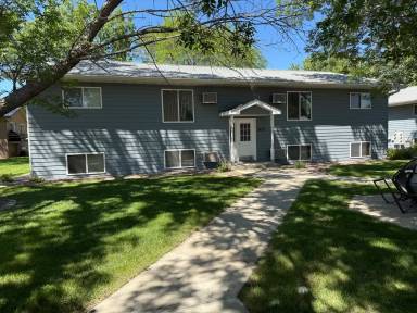 Main picture of 203 19th St SE