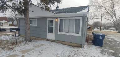 Main picture of 6001 W Carmen Ave
