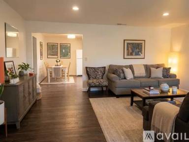 Main picture of 110 Western Ct